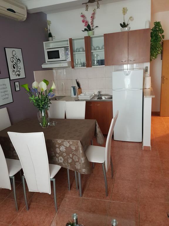 Apartments Sonja Tučepi Extérieur photo